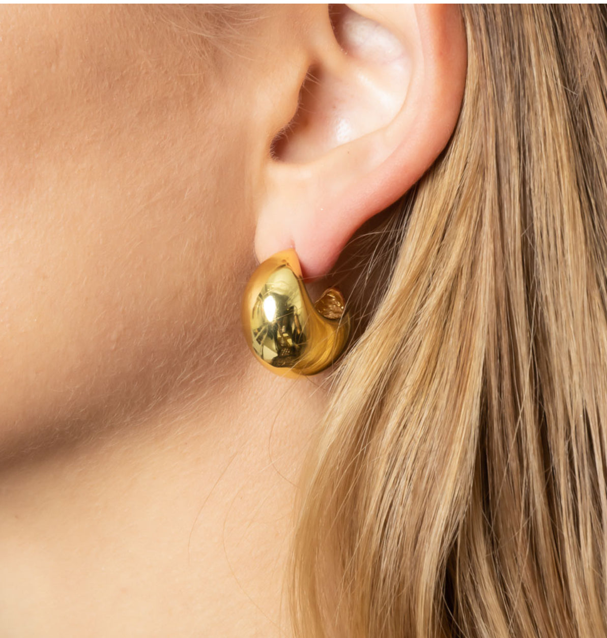 Post 21mm earrings (gold dipped)