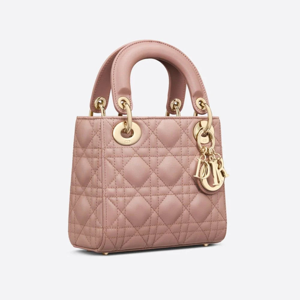 D small bag