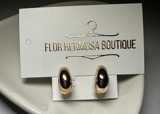 TEAR DROP CLIP EARRINGS