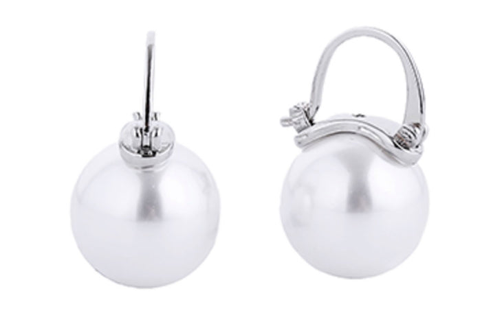 Pearl earrings (white gold dipped)