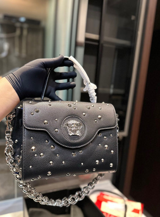 V luxury bag
