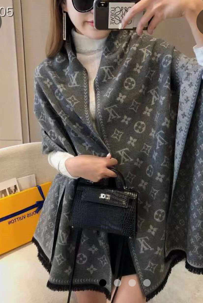 LV INPIRED GRAY SCARF